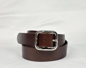 Vintage 90s Brown Leather Limited Belt With Silver Buckle  display picture 3