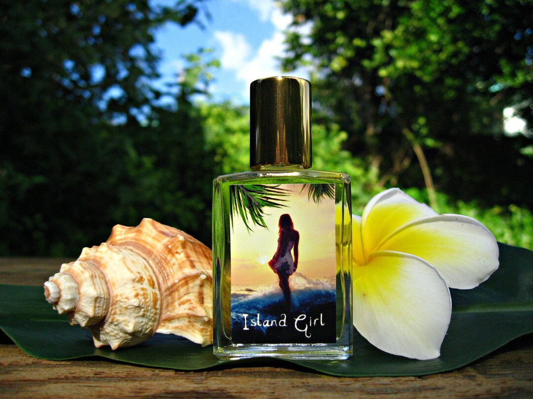 HAWAIIAN PERFUME With Plumeria, White Ginger and Mandarin Flower. Gift