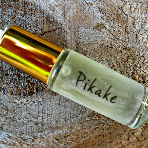 PIKAKE MINI PERFUME (Hawaiian Jasmine). Custom-Blended Roll-on Perfume. Contains Pikake Essential Oil and Fragrance. 1/6 fl oz (5 ml).