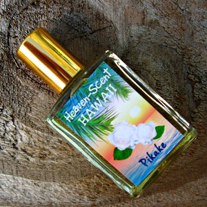PIKAKE PERFUME (Hawaiian Jasmine). Custom-Blended Roll-on Perfume. Contains Pikake Essential Oil & Fragrance. 1/2 fl oz (15 ml).