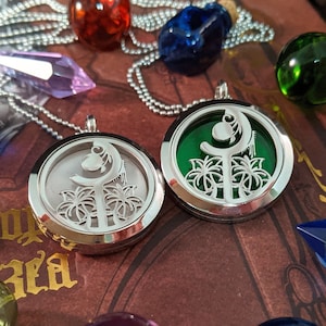 FFXIV White Mage Locket Necklace - Sturdy Stainless Steel Magnetic Style Locket - Interchangeable Colors - Great for Final Fantasy XIV Fans