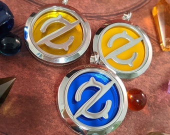 FFXIV Gunbreaker Locket Necklace - Stainless Steel Magnetic Locket w/ Interchangeable Colors - Great Gift for Final Fantasy XIV GNB Fans!