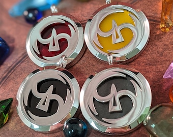 FFXIV Samurai Locket Necklace - Stainless Steel Magnetic Locket w/ Interchangeable Colors - Great Gift for Final Fantasy XIV SAM Fans!