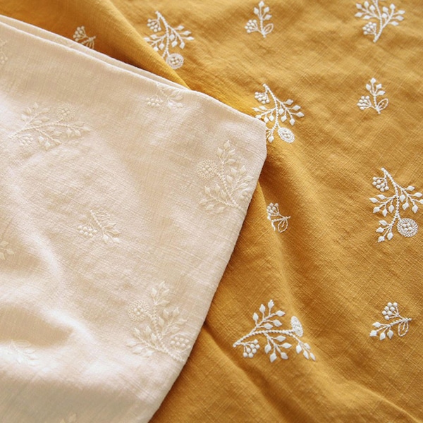 Blumen bestickter Baumwollstoff- Blumenstoff- bestickter Stoff- japanischer Stoff- Kleiderstoff- Designerstoff- Halbe Meter