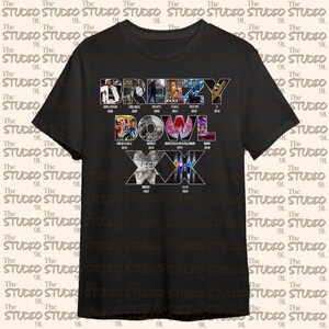 Puede incluir: Camiseta negra con un dise&ntilde;o gr&aacute;fico que presenta las palabras "Breezy Bowl XX" con im&aacute;genes de las portadas de los &aacute;lbumes de Chris Brown de 2005 a 2019.