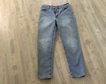 size 10 in levi jeans