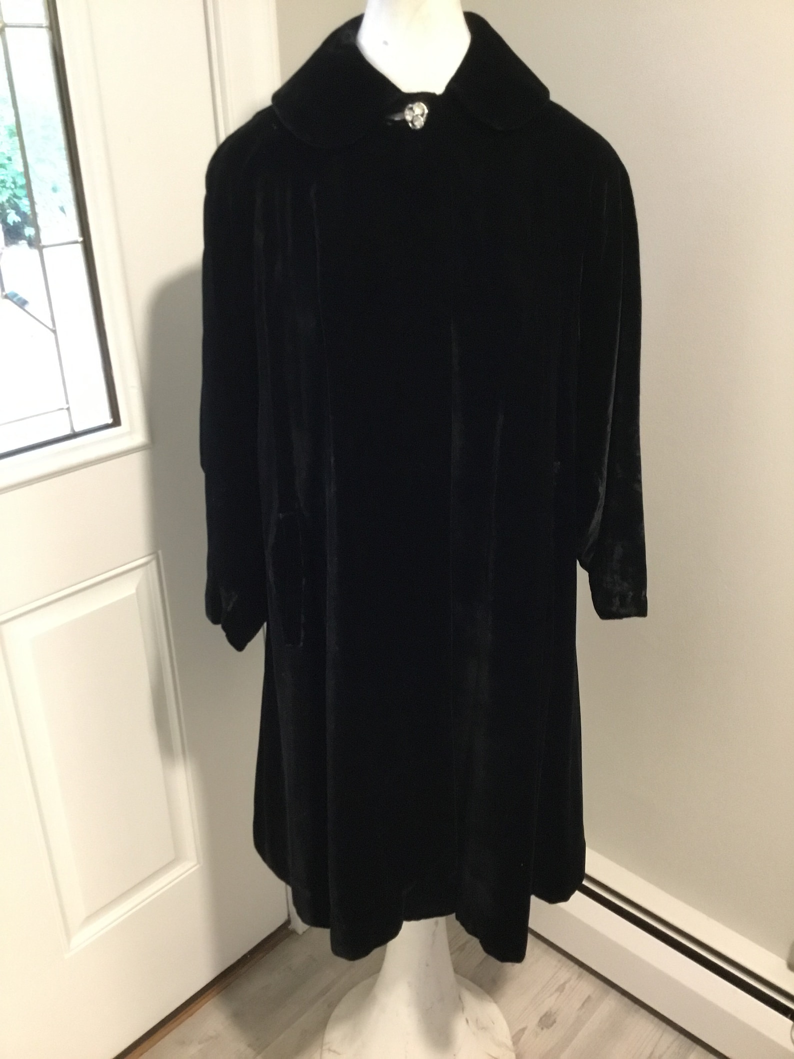 Black Velvet Coat Vintage Velvet Coat With Oversized Sleeves Etsy