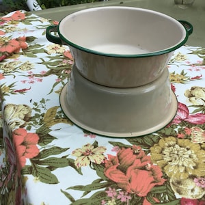 2 Enamel Pots Cream with Green Trim Vintage Enamelware 1 Pot with Green Handles The Other Basin or Bowl Country Cottage Farm to Table