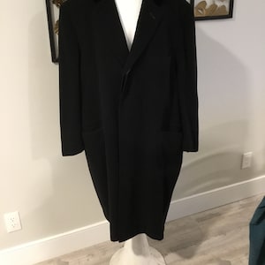 Cashmere Overcoat Vintage Men&#39;s Cashmere-Wool Overcoat Lipsher Co. Label NY New Haven Velvet trim on Collar Lots of Pockets FAB Vintage Coat