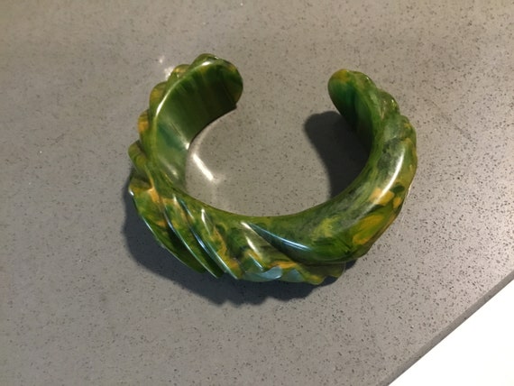 Bakelite Bracelet Green Marbled Bracelet Heavily … - image 4