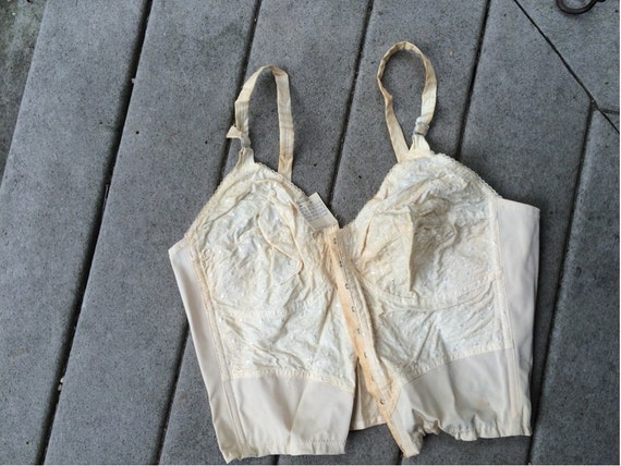 60's Bra NOS NWT Bustier Tan Bustier With Embroidery / 60s Bustier