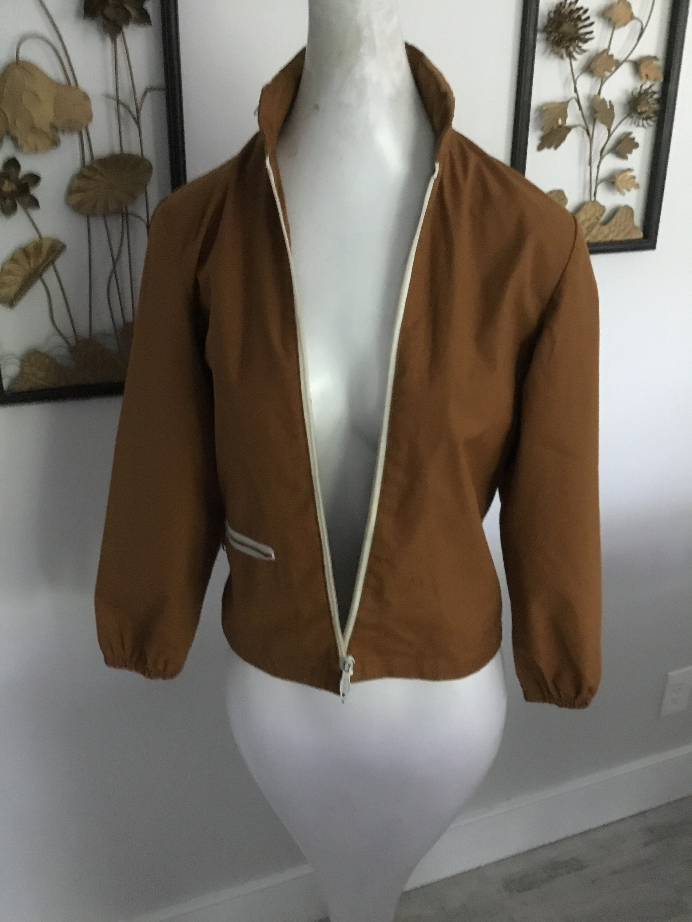 Vintage Windbreaker Brown Cotton Jacket With Attached Tuckable