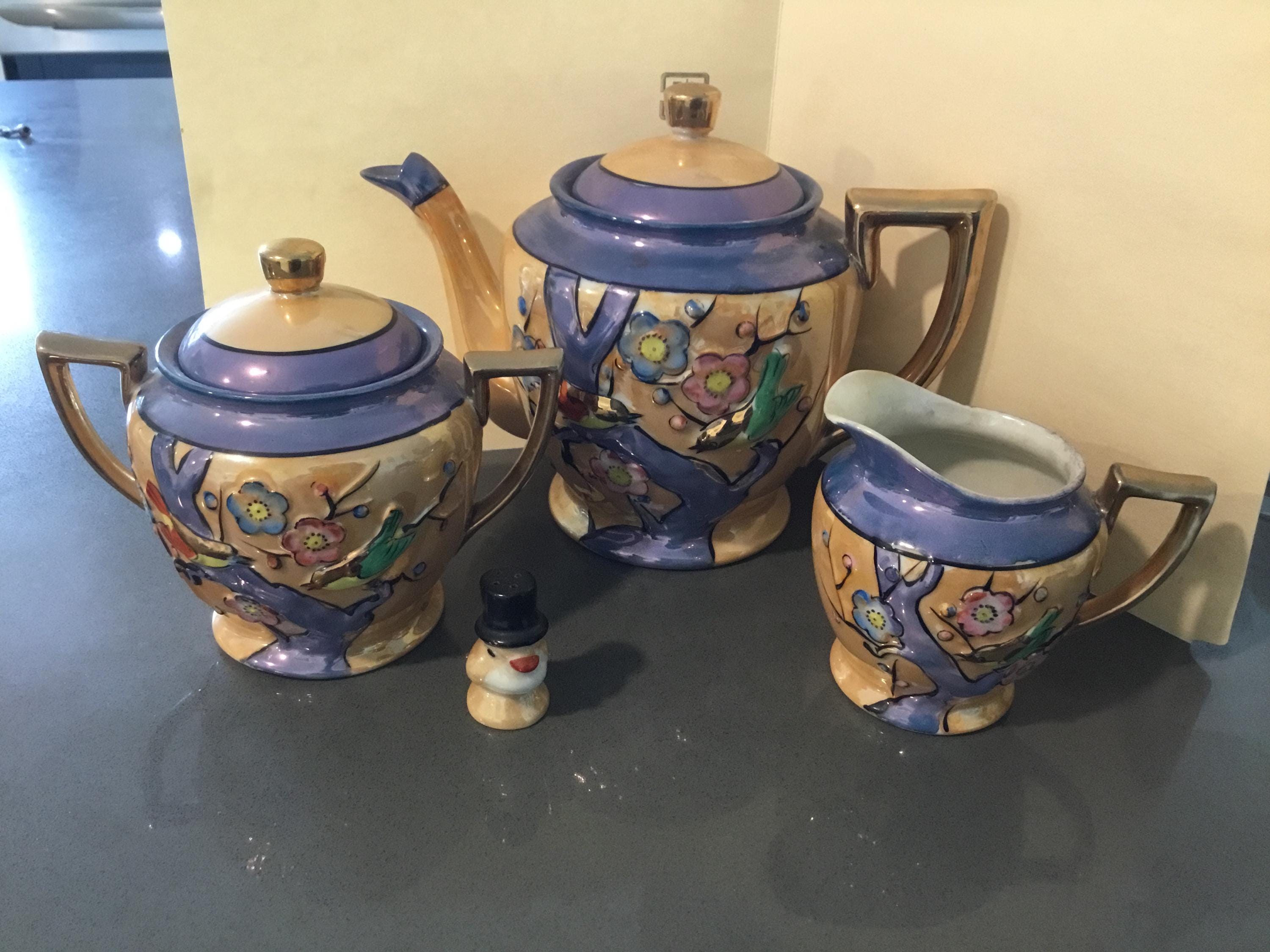 T.t. Takito Lusterware - Etsy