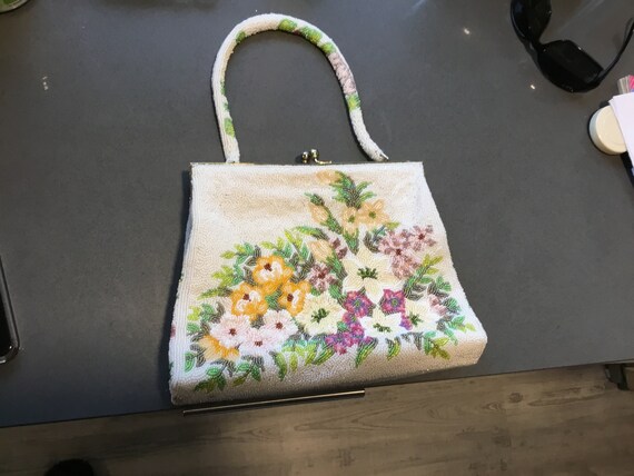 60's Pearl Purse Beaded Floral Pattern Mini Pearls