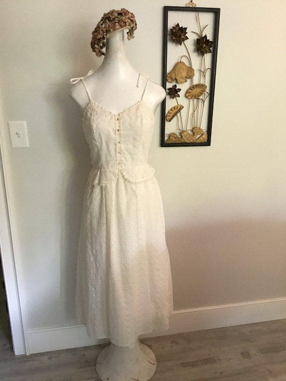 70's Dress Gunne Sax Look White Eyelet Cotton Dres