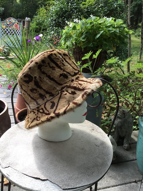 Patterned Fur Hat Stamped Pattern Leopard Look Ru… - image 3