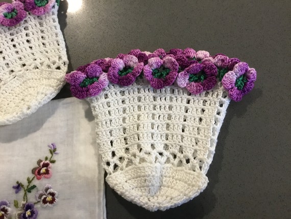 Crochet Doilies and Embroidered Hanky Purple Pans… - image 4