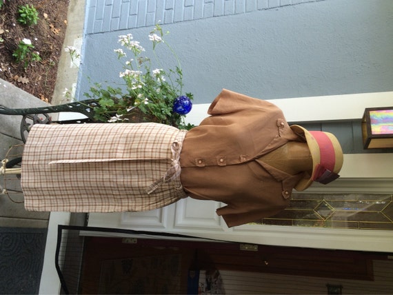 50s-60s Irish Linen Blouse / Unique Button Detail