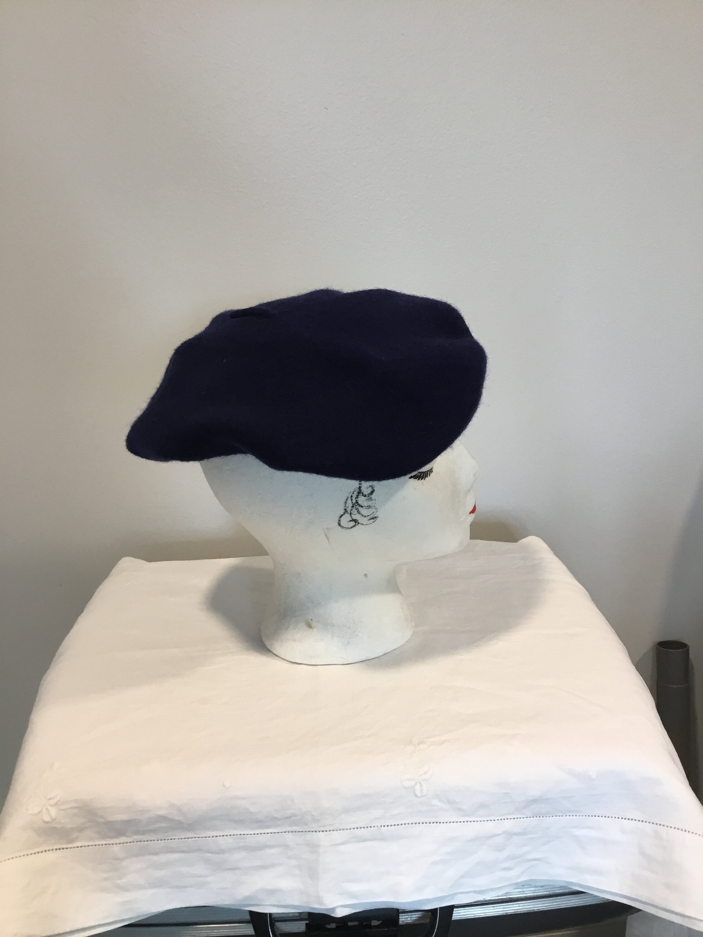 Blue Beret Betmar Label Vintage Wool Beret Made in Hong Kong  display picture 2