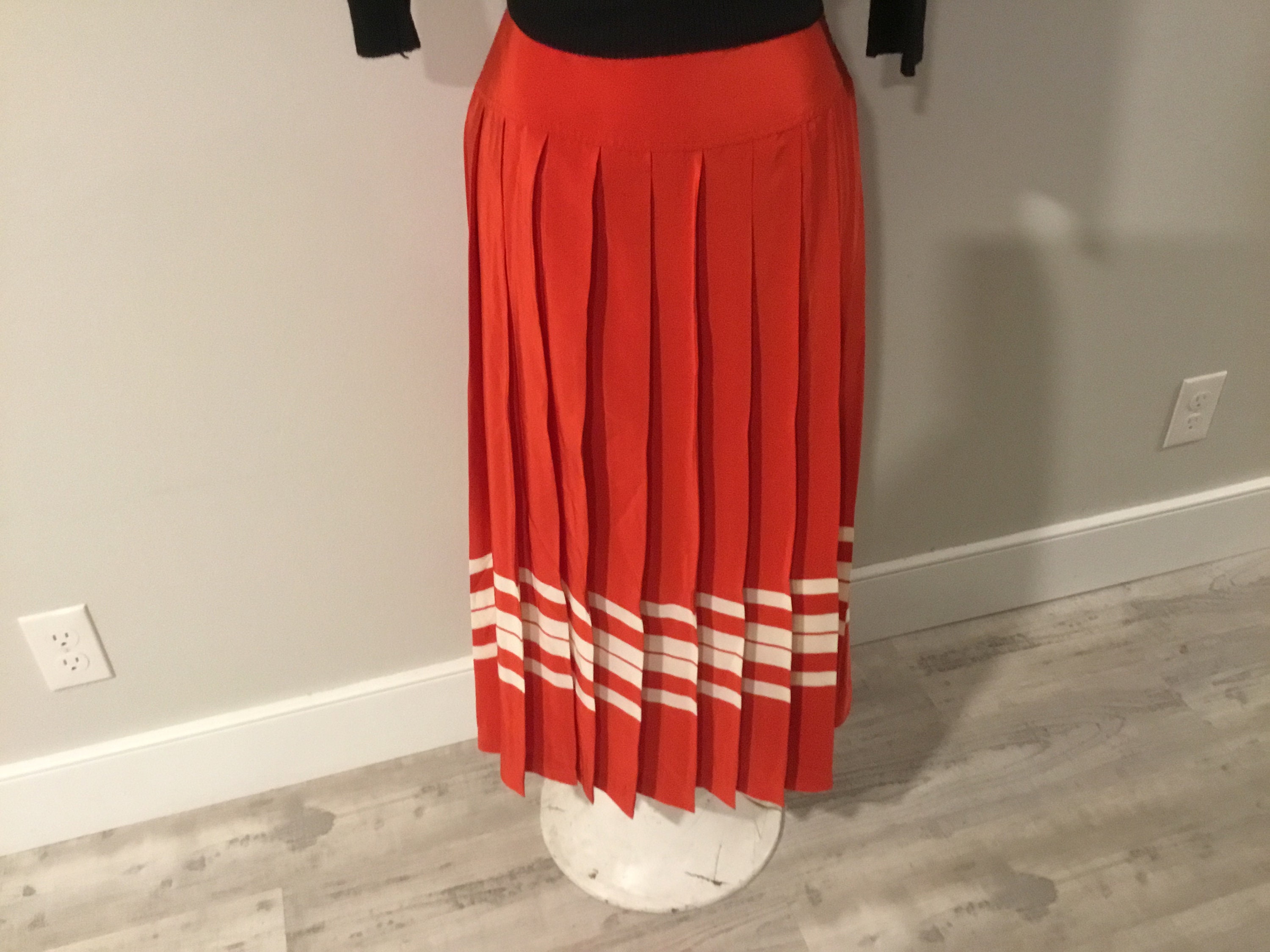 Orange Pleated Skirt 90's Meets 50's Outfit Liz Claiborne Label