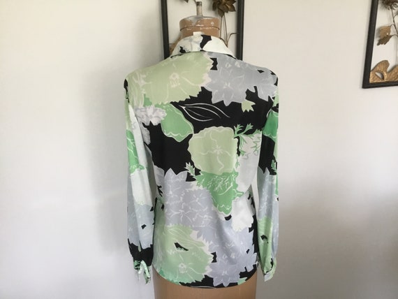 Vera Blouse Novelty Print Blouse Vera Label Blous… - image 2