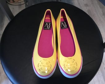 Colorful Loafers Bright Yellow Shiney Loafers with HOT Pink Detail 8M  OOAK and Snazzy