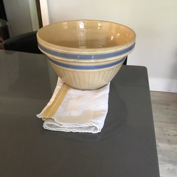 Yellow Ware Antique Mixing Bowl Farmhouse Old Mixing Bowl Blue and White Stripes or Bands Country Kitchen Grandma's House Rustic Cabin Chic