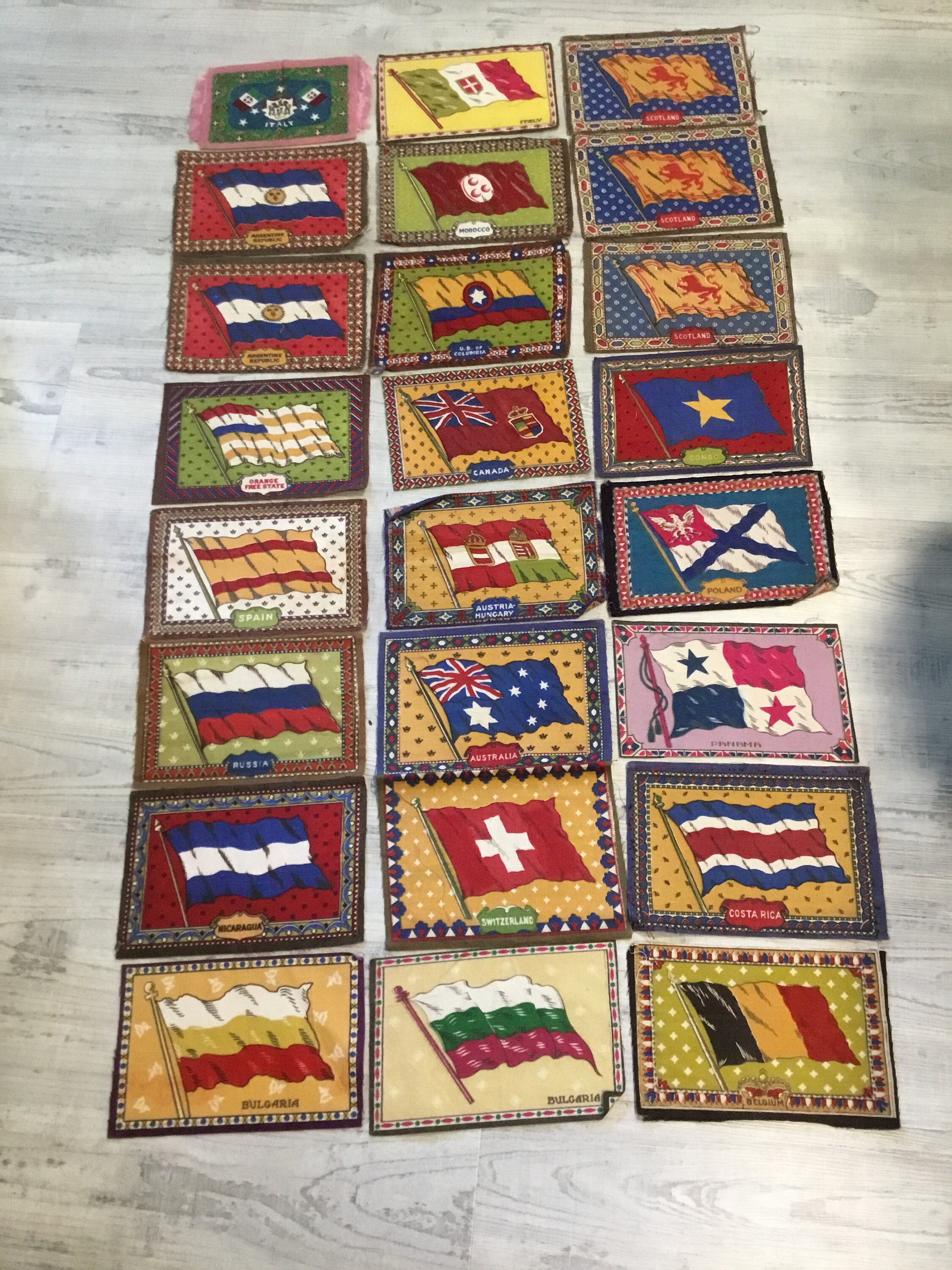 tobacco felt flags Antique Cigar Felt Flags: Tobacciana Premiums, Countries of the World, Lot  of 24