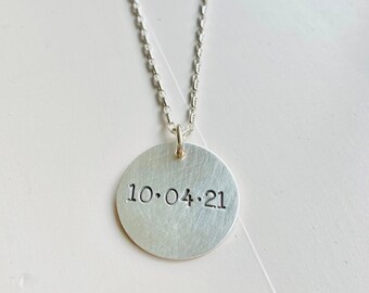 Special date, Simple stamped necklace, sterling monogram, name, anniversary gift, silver charm necklace, push gift mom, friend gift