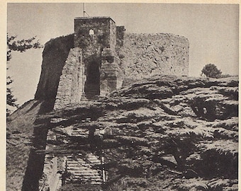 The Keep Carisbrooke Castle Isle of Wight, 1930s BW photograph of English historical building , vintage black and white photo