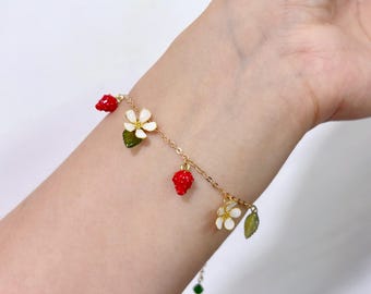 Armband aardbeifruit, ketting aardbeibloem met bladeren, fruitsieraden