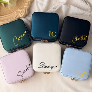Boîte à bijoux de voyage, Étui de voyage à bijoux en cuir, Proposition de cadeaux de demoiselle d'honneur, Boîte à bijoux personnalisée, Cadeaux pour elle, Organiseur de boucles d'oreilles de voyage