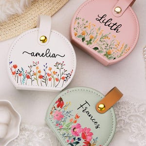 Personalized Jewelry Box With Birth Flower,Custom Leather Jewelry Case,Named Travel Jewelry Box, Gift For Her,Bridesmaid Gifts