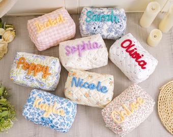 Neceser floral personalizado, neceser de viaje con monograma, neceser de viaje, bolsa de cosméticos floral, regalo para damas de honor, regalo para despedida de soltera.