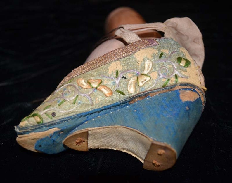 Antique Casting Of A Bound Foot, China, Circa 1871 image 2