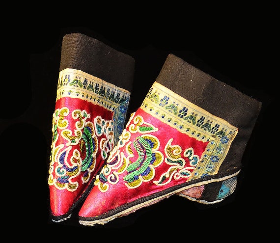 lotus shoes