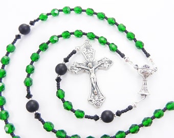 New! First Communion Rosary for a Boy - Personalized - Baptism Gift, Confirmation - Godfather - Green and Black - Handmade