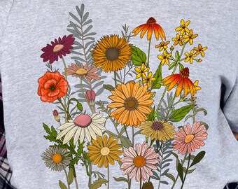 Botanical Floral Tee Wildflowers Shirt Gift for Gardener, Floral Shirt, Vintage Pressed Flowers Shirt, Boho Cottagecore Shirt, Gifts for her