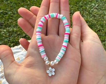 White Hibiscus Bloom Clay Bead Bracelet