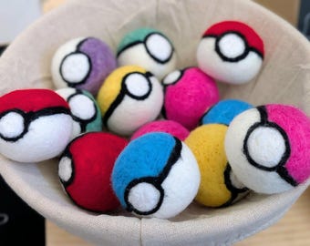 Needle Felt Pokeball