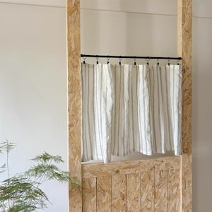 Cortina de lino a rayas para cafetería: 9 diseños de rayas, cortinas de lino verde, perfectas para cocinas y ventanas bajas.