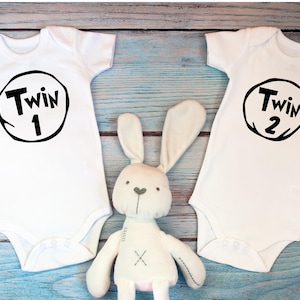 Twin 1 Twin 2 Cute Twin Onesie, Best Friends Twin Bodysuits, Funny Onesies, Cute Twin Siblings, Cute Matching Twin Outfits for Newborn  K50