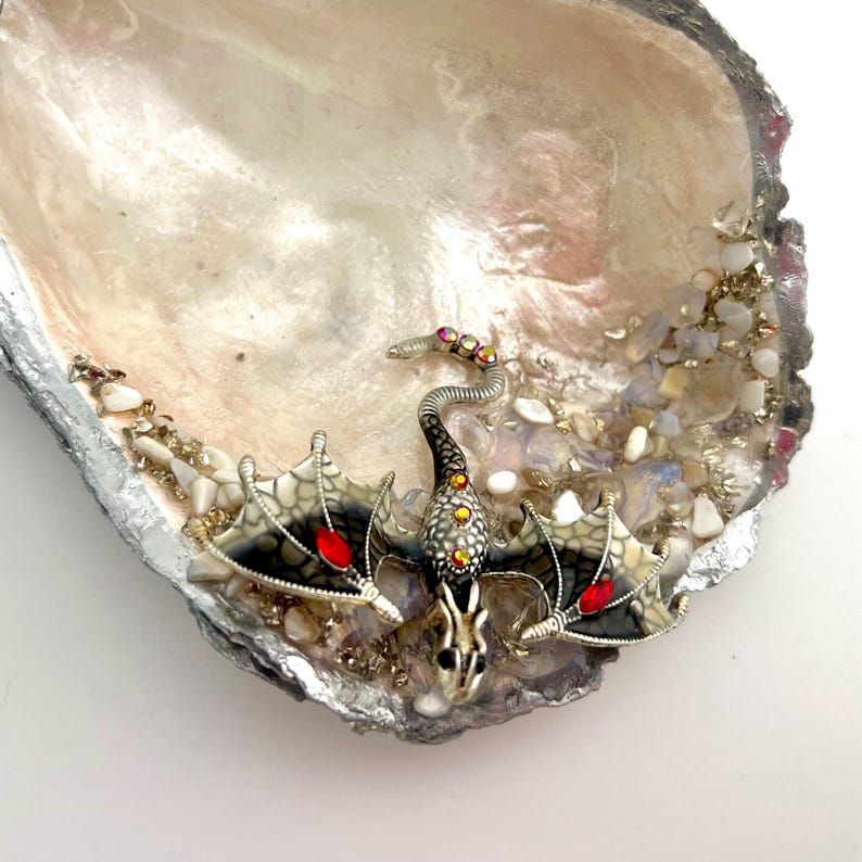Red Dragon Shell Ice Queen Dragon Oyster Shell Ring Dish - Etsy