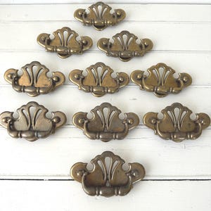 Vintage Chippendale Bail Pull Knob: Brass Hardware Replacement (4.25" x 2.5")