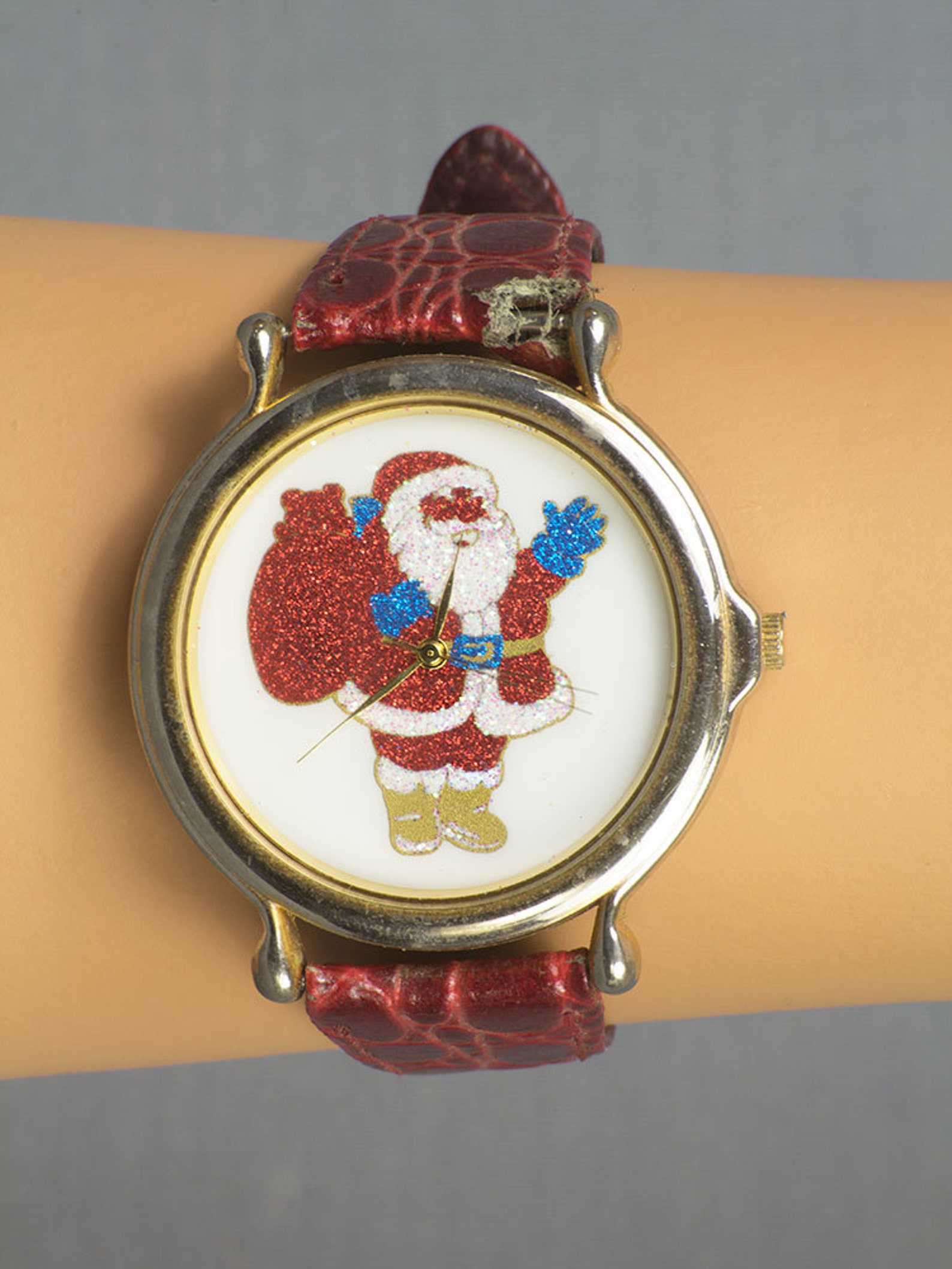 Christmas watch Santa Claus wrist watch Second hand Red Etsy