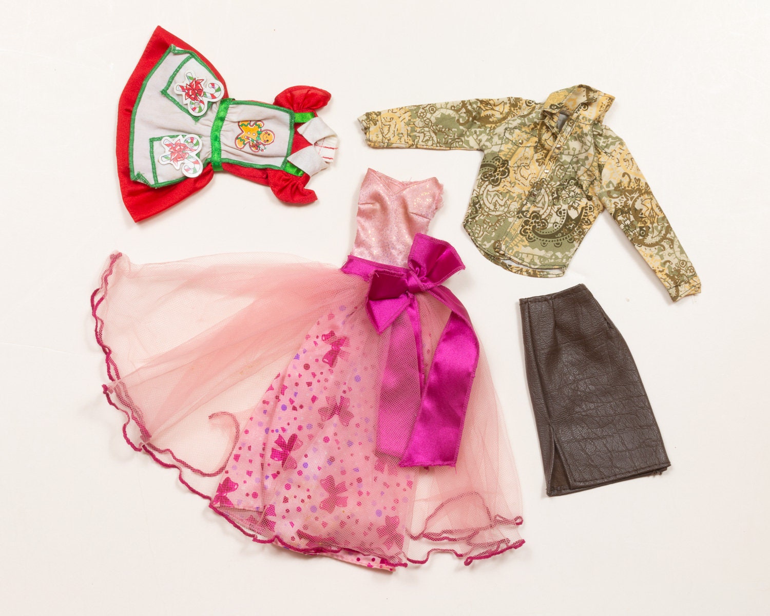 used barbie clothes