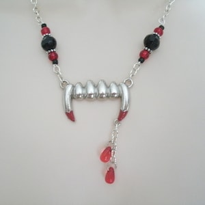 Vampire Necklace gothic jewelry vampire jewelry halloween jewelry goth fantasy witch witchcraft gothic necklace halloween necklace fangs