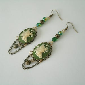 Pendientes de hada verde de latón colgantes, fantasía celta, bosque, elfo, renacimiento, medieval, victoriano