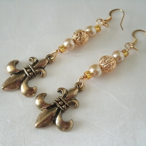 Fleur De Lis Earrings medieval jewelry mardi gras tudor french wedding medieval earrings victorian earrings renaissance earrings gift