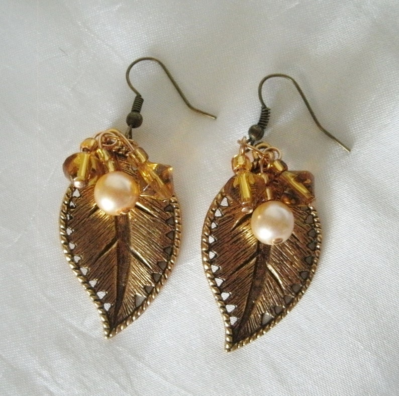 Leaf Earrings renaissance jewelry victorian jewelry art nouveau jewelry edwardian art nouveau earrings art deco tudor victorian earrings